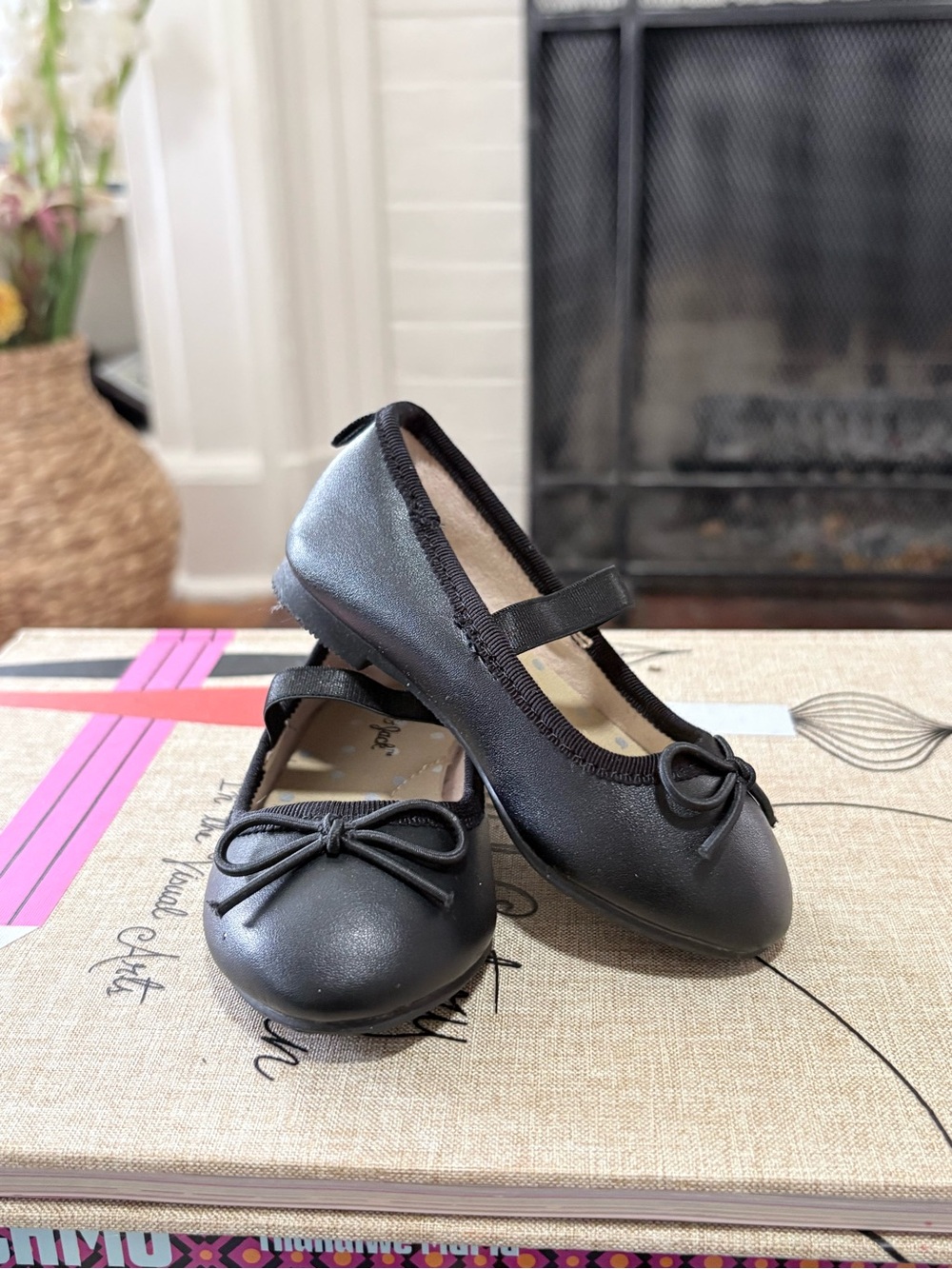Cat & Jack Black Girls Mary Jane Ballet Flats with Bow Accent